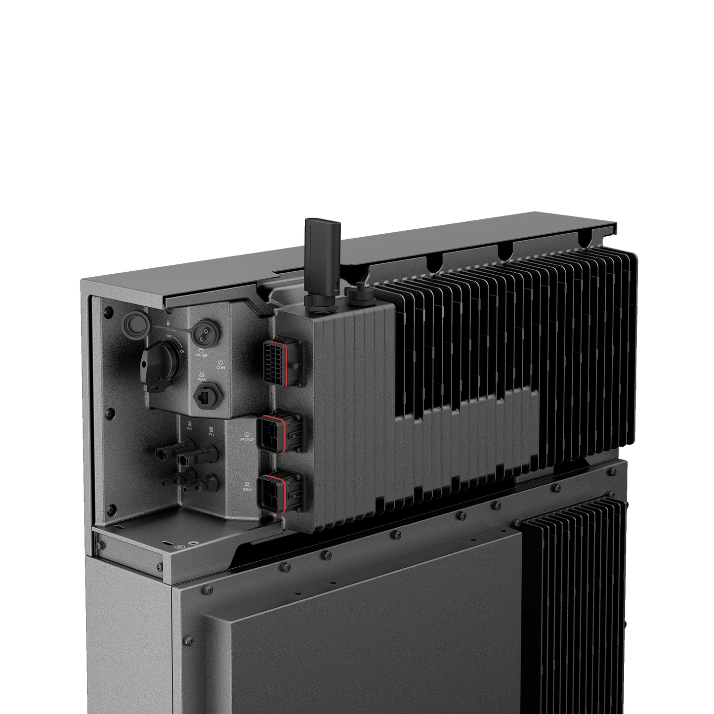 Nahaufnahme des EcoFlow PowerOcean Wechselrichters mit Anschlüssen und Kühlrippen