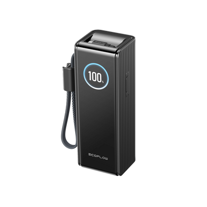 EcoFlow Rapid 25K Powerbank mit Display auf 100 Prozent und angeschlossenem Kabel